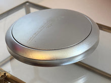 Load image into Gallery viewer, Stykki fyrir ilmolíur í bílinn