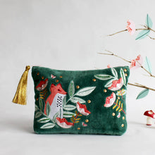 Load image into Gallery viewer, Secret Garden Fox snyrtitaska