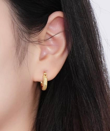 Minimalist Huggie Earring