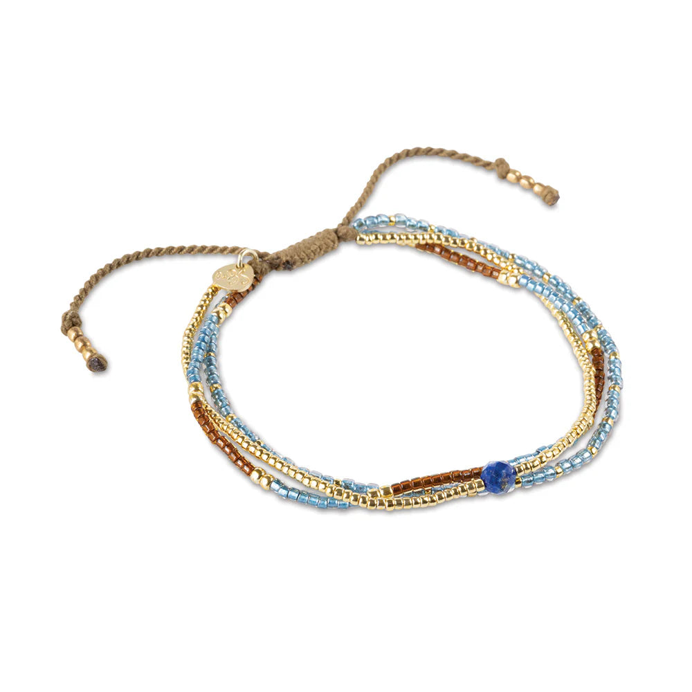 Reflection Lapis Lazuli Bracelet Gold Colored