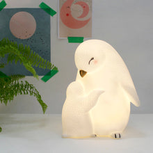 Load image into Gallery viewer, Led Rechargeable Penguin Light
