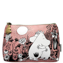 Load image into Gallery viewer, Moomin Love snyrtitaska
